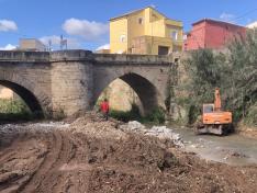 Obras de consolidación del cauce del Río Huerva a su paso por el casco urbano del municipio, realizada con la anterior convocatoria de esta línea de subvenciones.